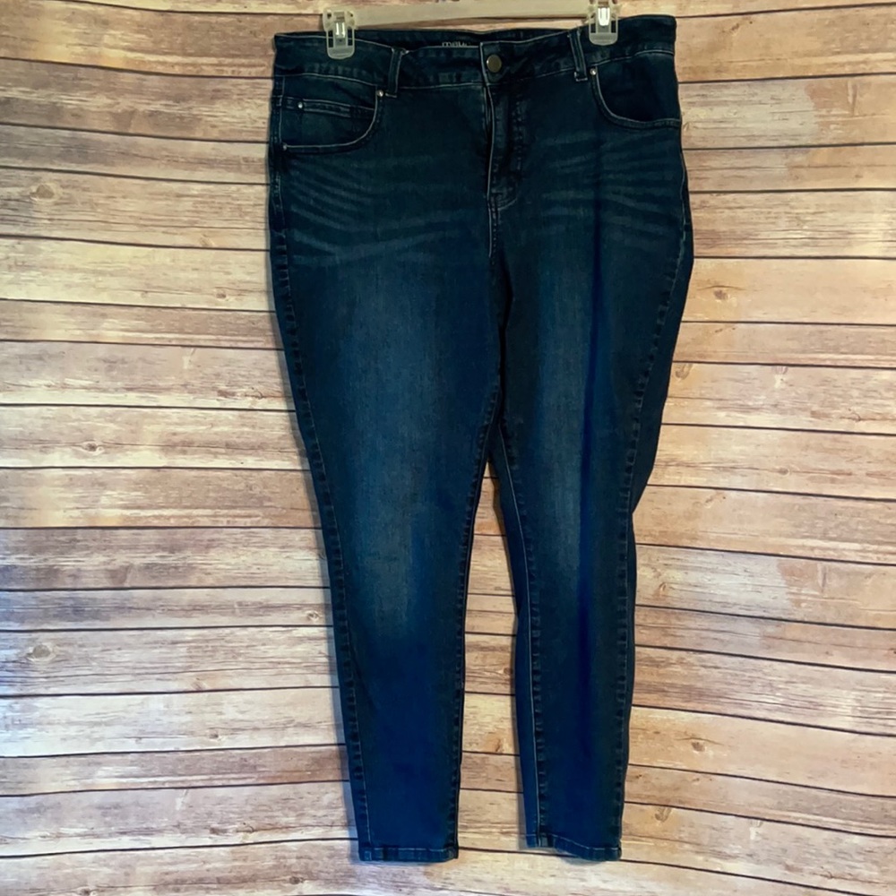 Skinny jeans